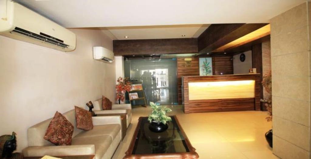 Hotel Eden Amhedabad Dış mekan fotoğraf