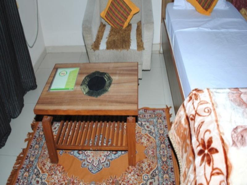 Hotel Eden Amhedabad Dış mekan fotoğraf