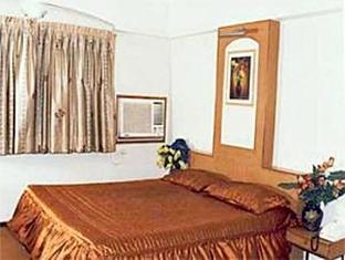 Hotel Eden Amhedabad Dış mekan fotoğraf